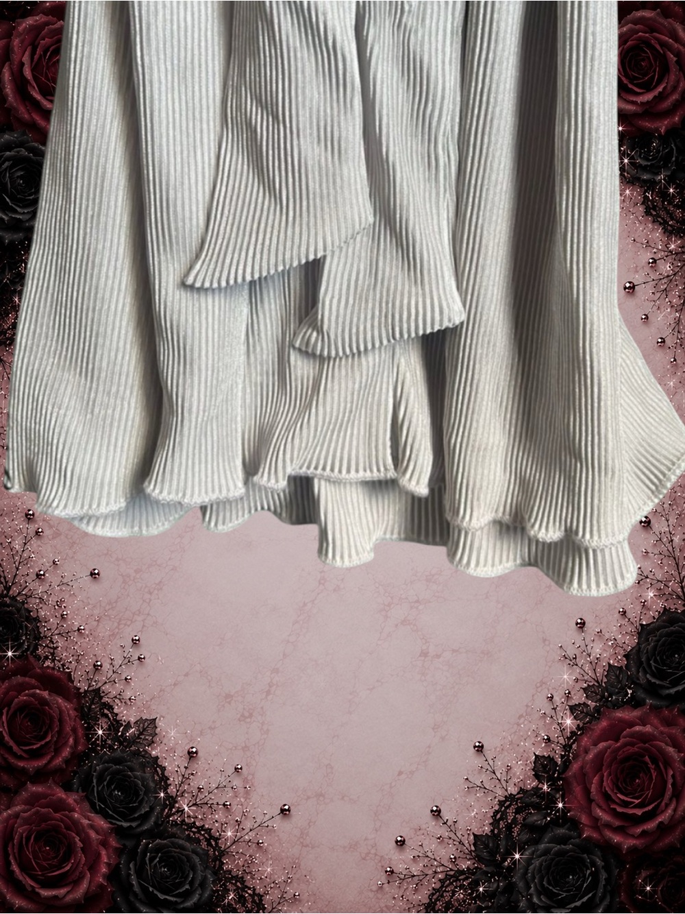 New NWT Fashion Nova On The Clock Plisse Mini Dress - Silver - Small - Picture 4 of 8